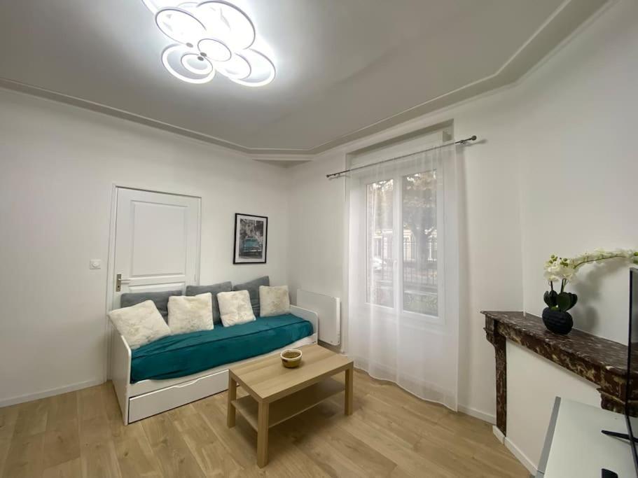* L'appartement centre de Provins * ZEN LOC 4 - Housity