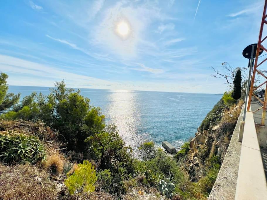 Suite Sunset 7 - Fronte Mare Sanremo - Housity