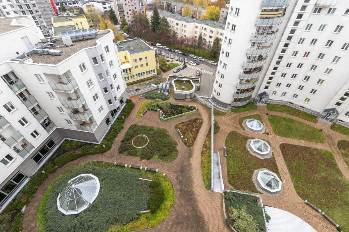 Warsaw Ursynów Modern Apartment by Noclegi Renters - Housity