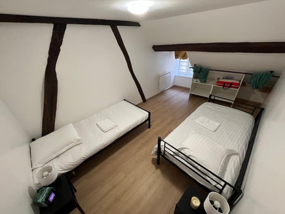 Le Petit Potet : 100 m², 6 Prs, 3 Ch, Centre histo - Housity