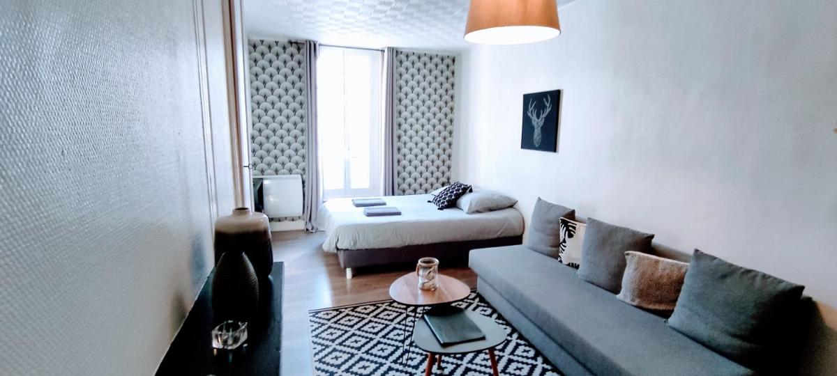 3 Emplacement Parfait ! 150m de la mer et de la rue Piétonne - Housity