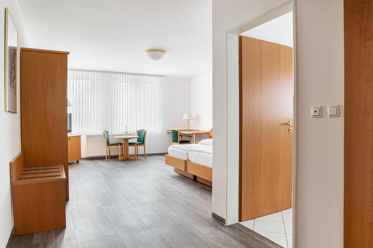 Löwen Pension - Housity