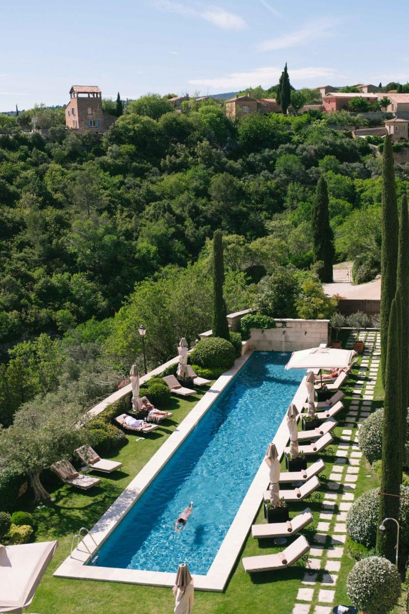 Piscine de l'établissement Airelles Gordes, La Bastide ou située à proximité