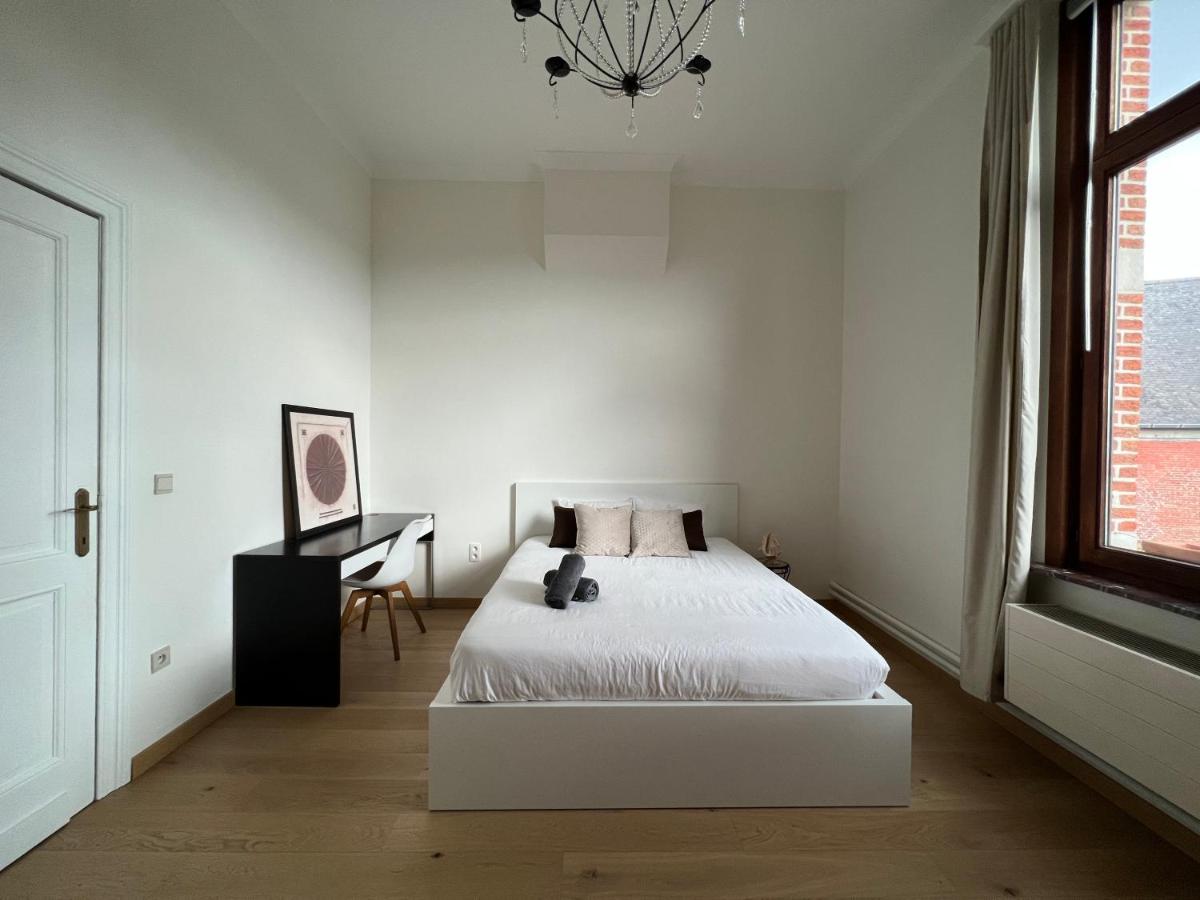 Lily Flower - B&B - Housity