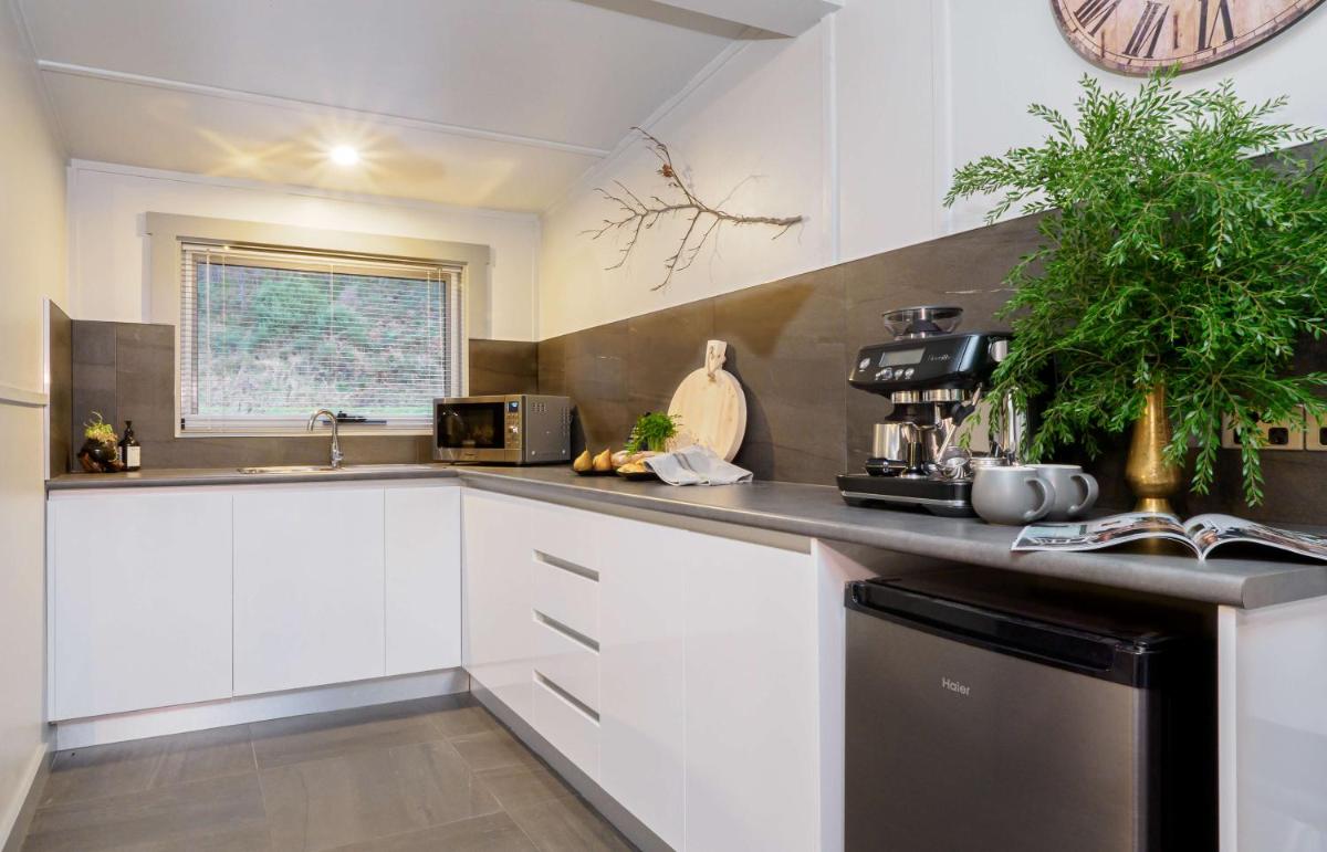 Laid Back Manor, luxury and private golf - Housity