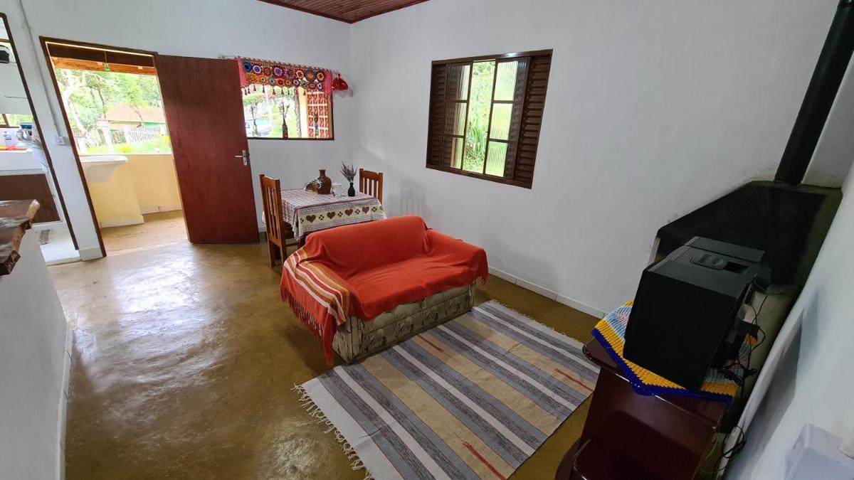 Casa Sol Brilhante - natureza e riacho na varanda - Housity
