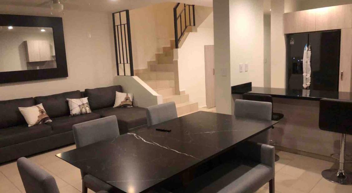 Casa muy cómoda y llena de vida - Housity