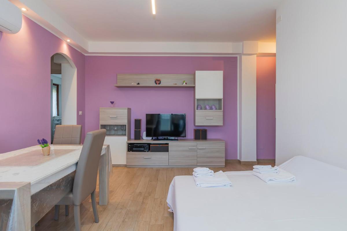 Suitetrails - [Big apartment] - Alcuino 7