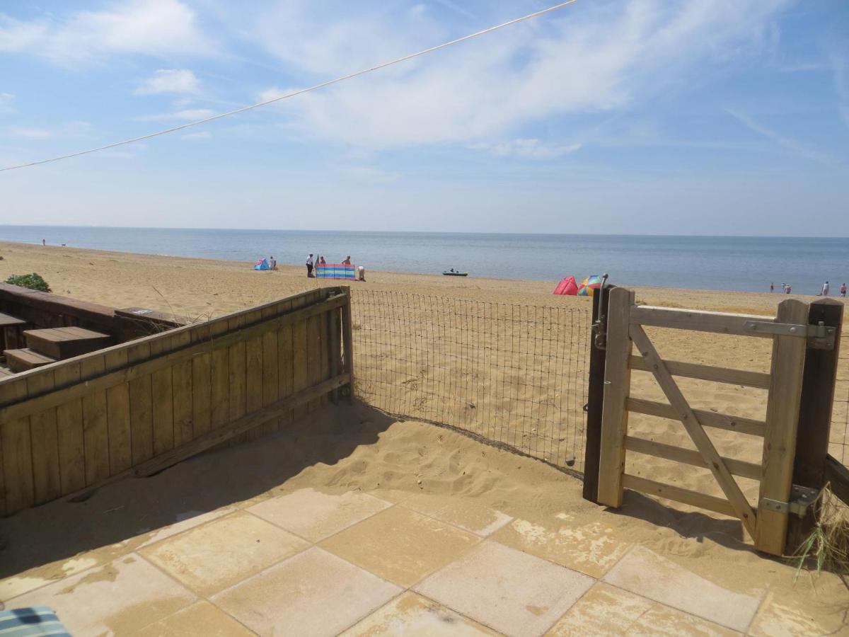 Sunset Beach Retreat - Housity