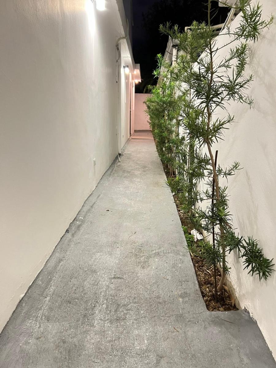 Beautiful Cozy Los Jardines, 1 Floor - Housity