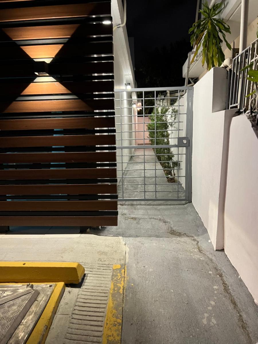 Beautiful Cozy Los Jardines, 1 Floor - Housity
