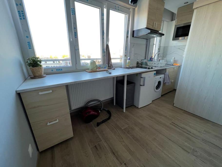 Super studio en face de la gare de mulhouse - Housity