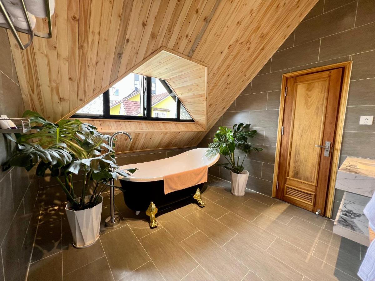 Khách sạn LiLac Hotel Đà Lạt - Housity
