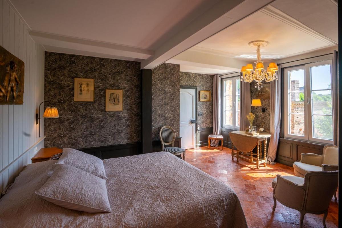 Au Chantecler - Housity