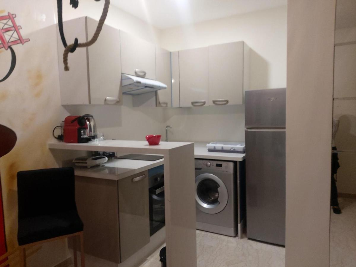 The Mask 2 Bed Room with rooftop Swimming pool - Housity