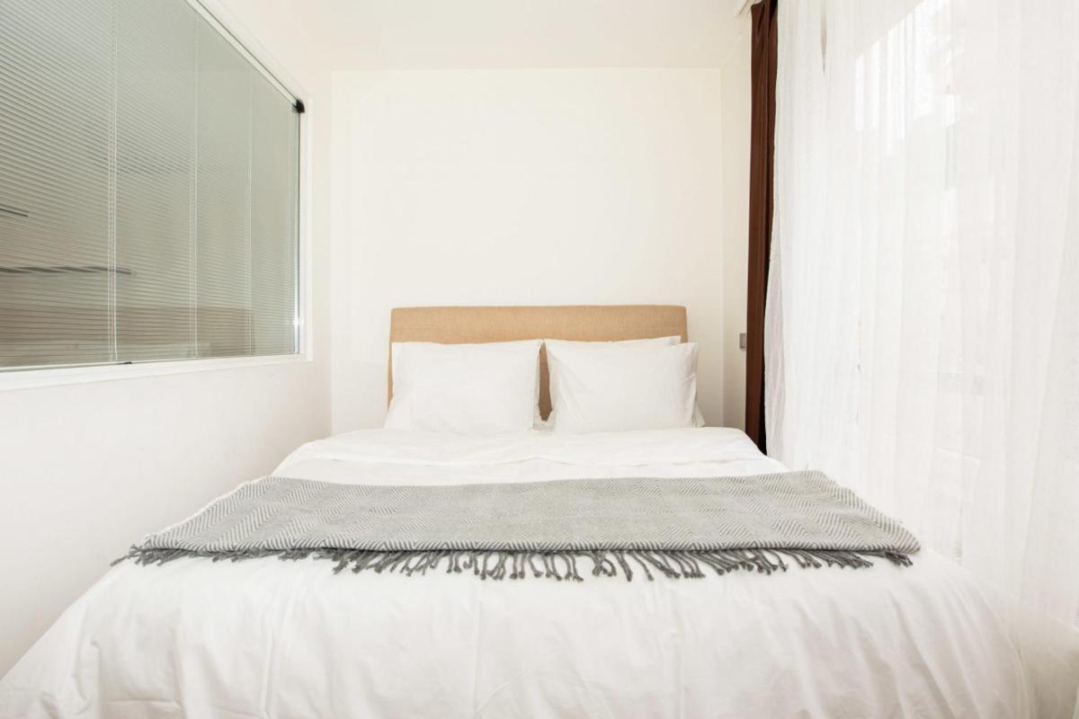 Central Studio Flat with Shared Pool in Sisli - Hizvo