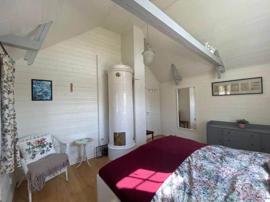 Ferienhaus auf schwedischem Selbstversorgerhof - Housity
