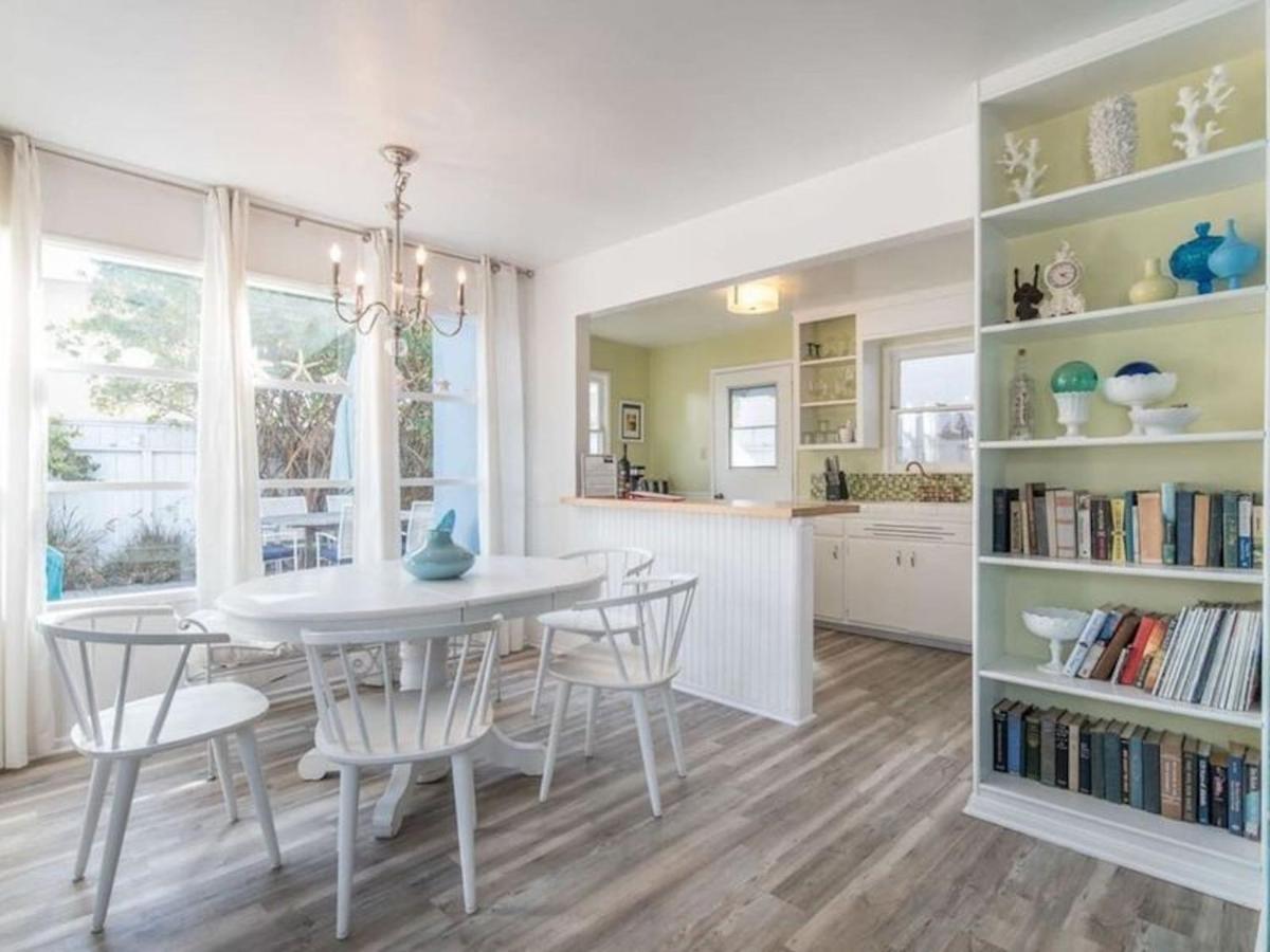 Ventura Beach Cottage Available - Housity