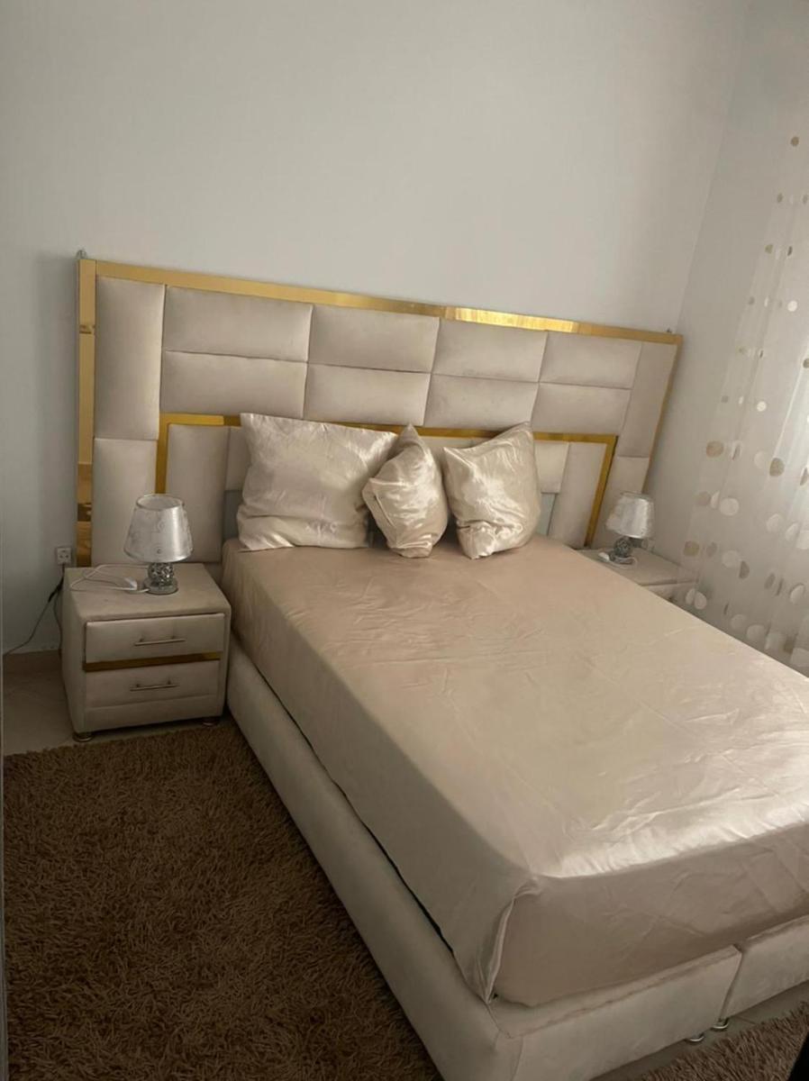 مكناس - Housity