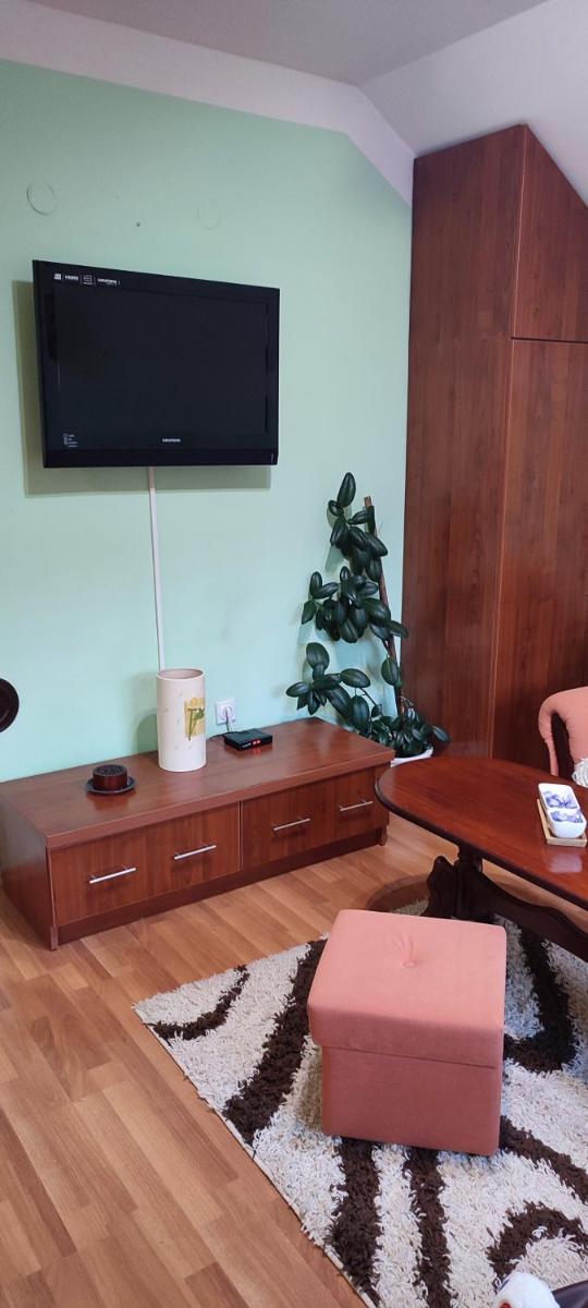 Apartman Sara Pale - Ski centar Ravna planina - Housity