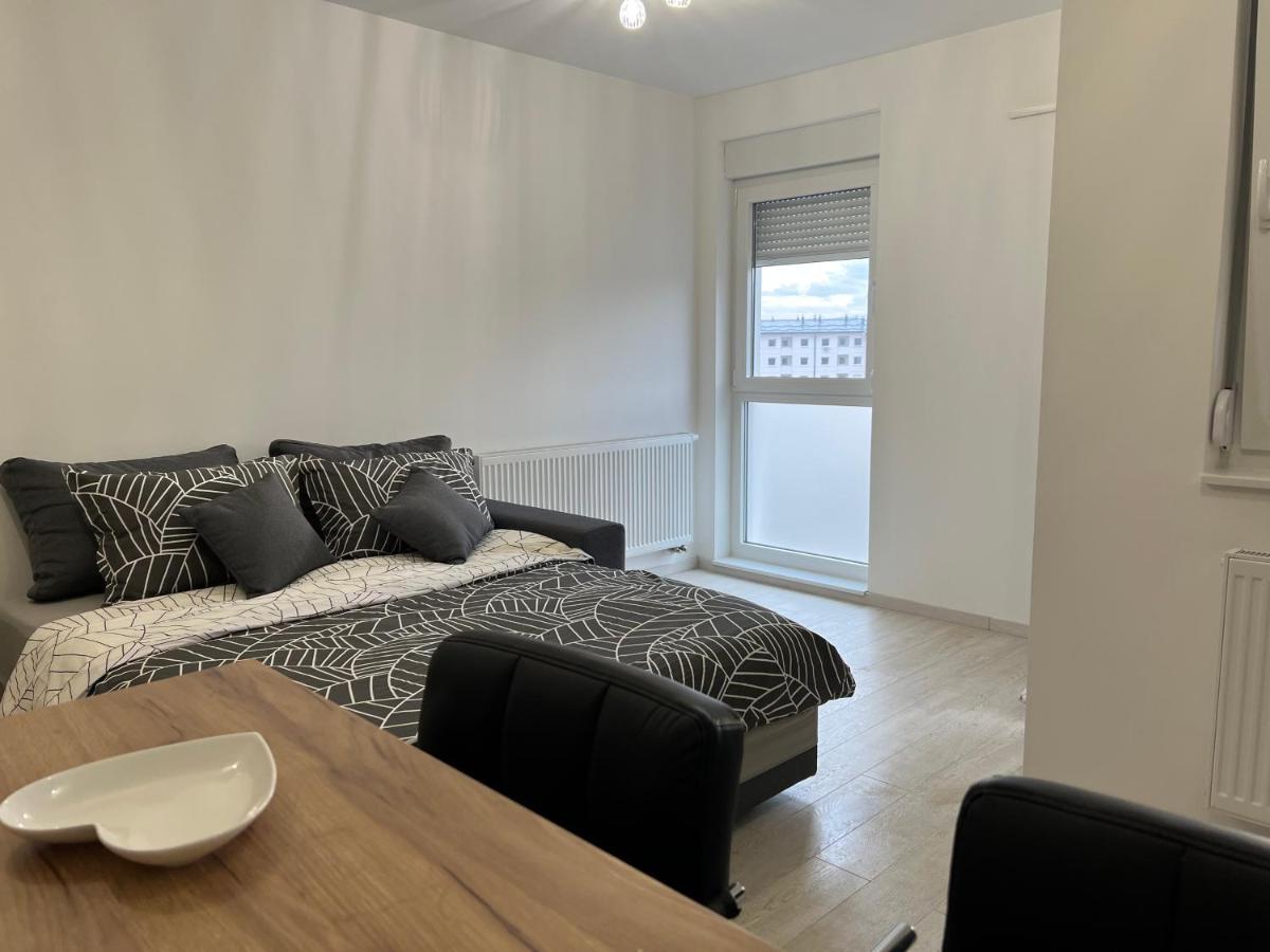 7th Sky - Housity
