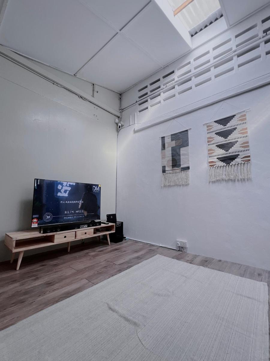 The Cozy Place by Nestcove - Housity