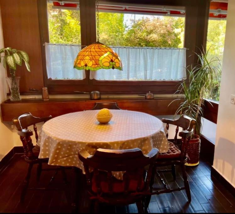 Appartement 7,0 pièces 3 chambres proximité aéroport - Hizvo