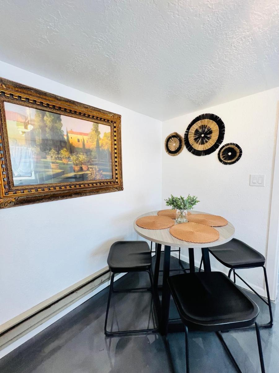 Los Casita Azul- Cozy Blue House - Housity