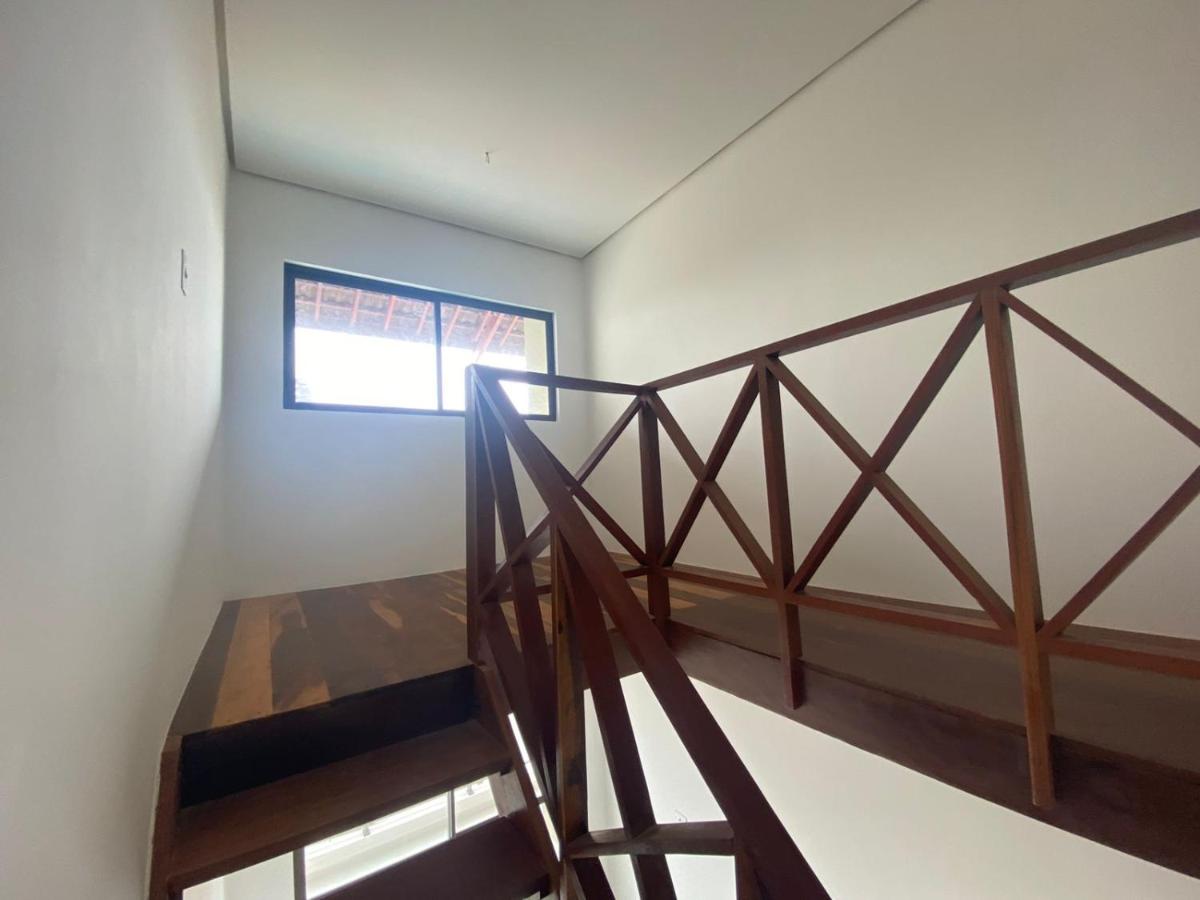 Flat em condomínio pé na areia em Maria Farinha - Housity