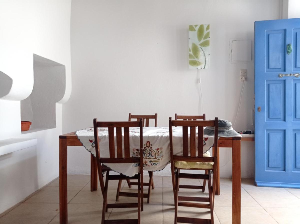 quiet stone house in Nisyros - Housity