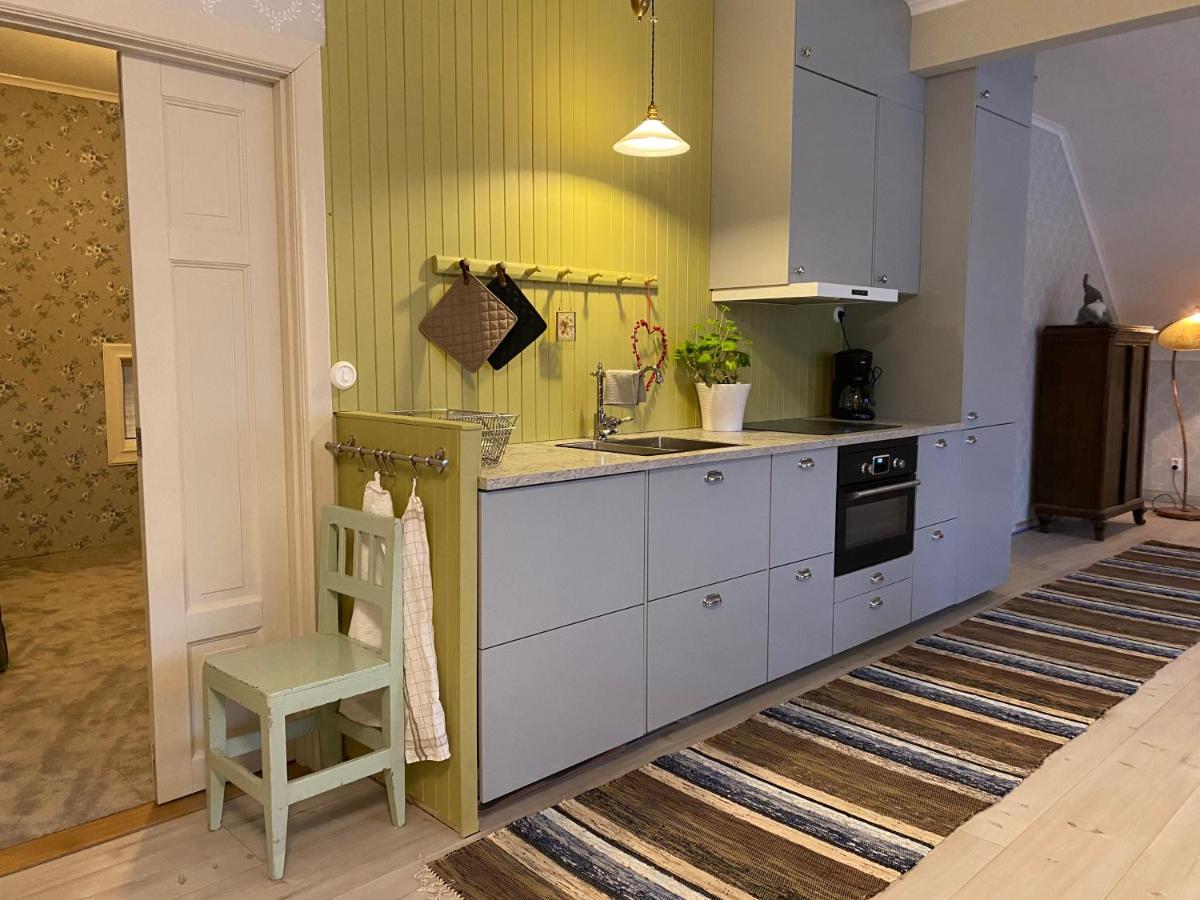 Suitetrails - Newly built apartment next door to the sheep