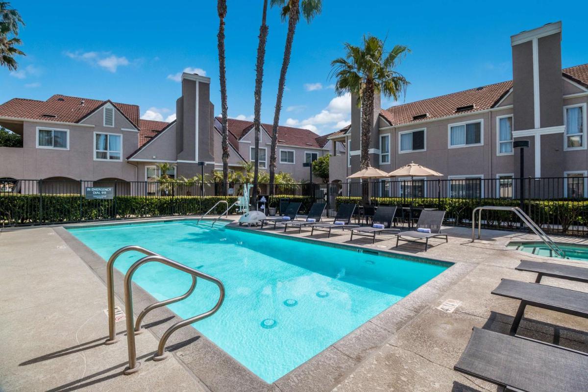 Sonesta ES Suites Huntington Beach Fountain Valley - Housity