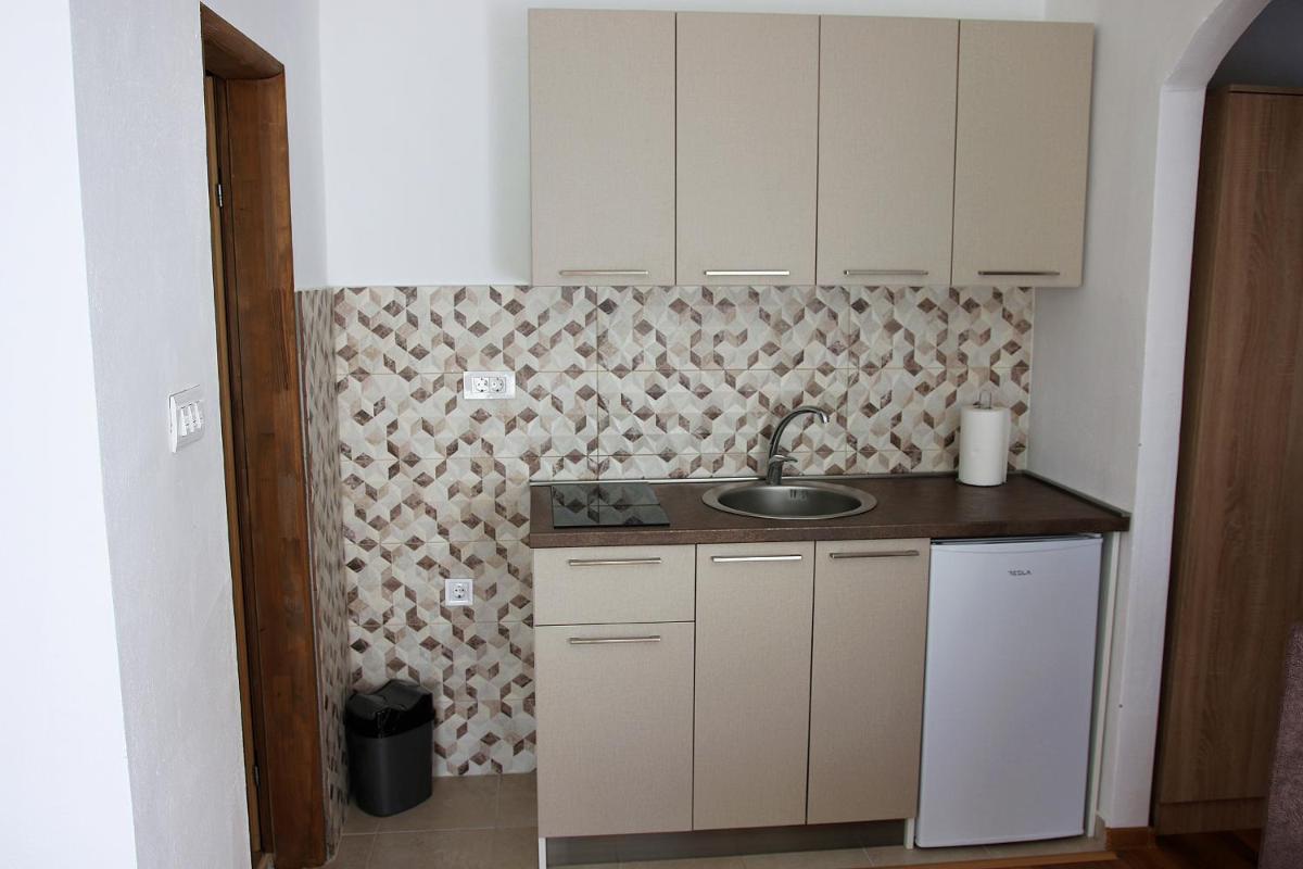 Apartmani 15 - Housity