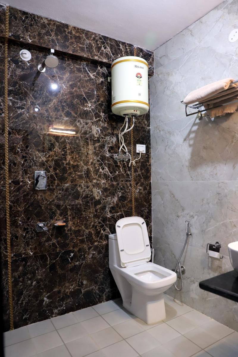 Royal Inn Rewalsar - Housity