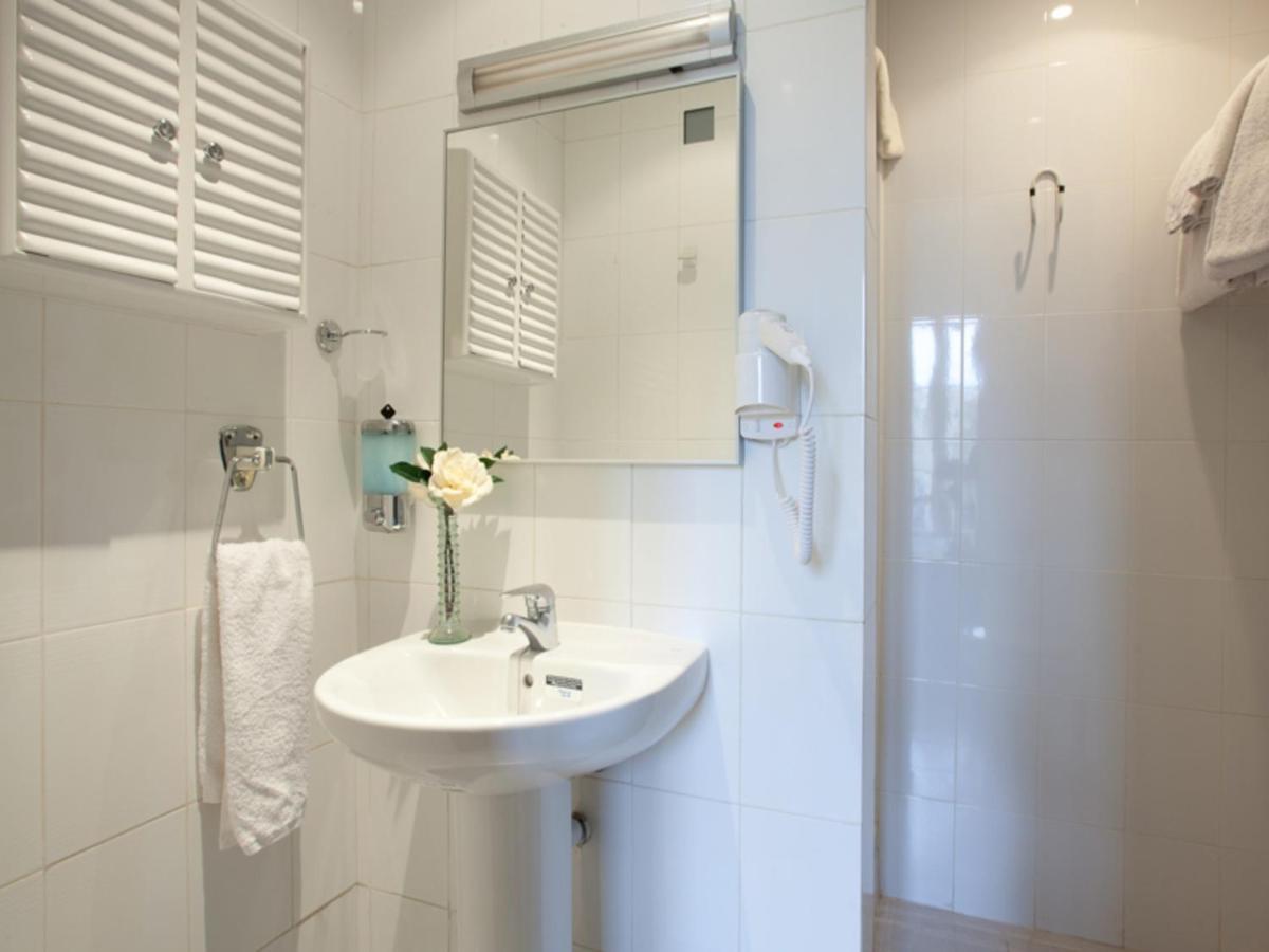 Hostal Felipe 2 - Housity