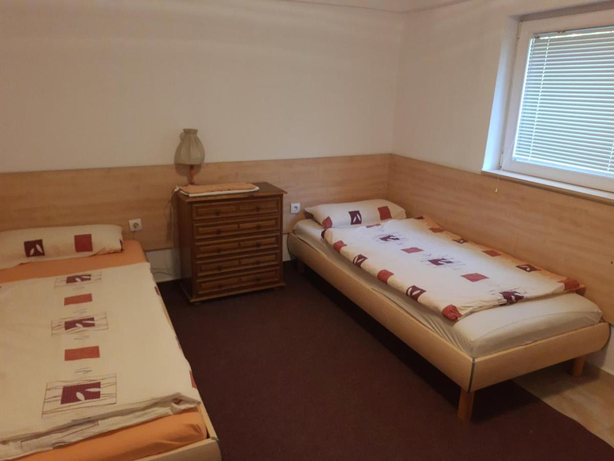 Šebešfok Apartman 2 - Housity