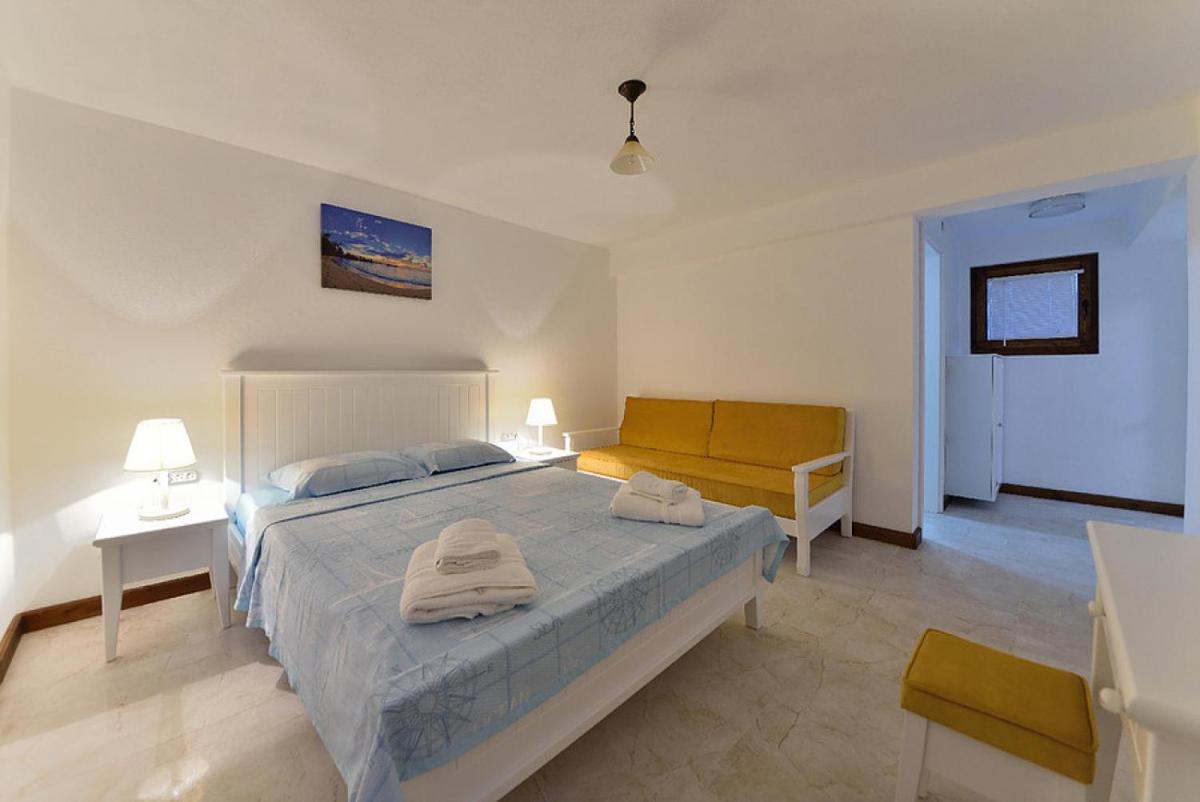 Peaceful House in Bozcaada - Housity