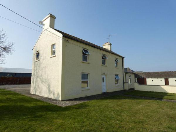 Granda's House - A Home from Home near Carlingford - Housity