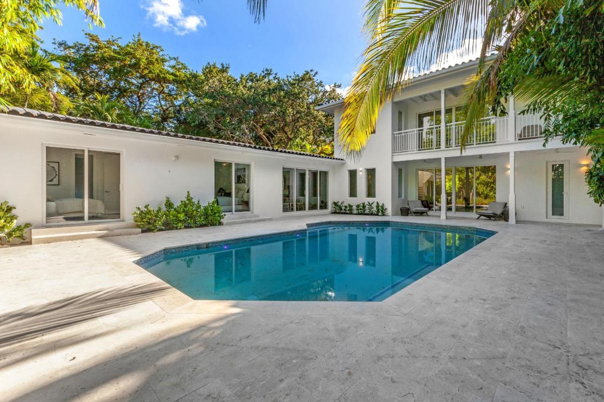 Suitetrails - Cloud Nine - Immaculately designed home with pool