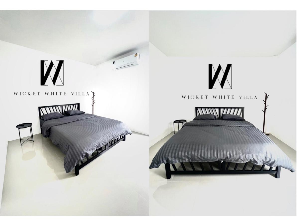 Wicket White Villa - Housity