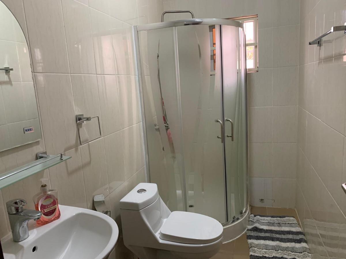 Cheerful 3 bedroom bungalow, Fatty Boulevard - Housity
