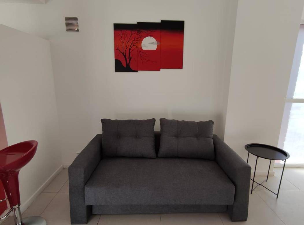 Departamento Céntrico muy luminoso y acogedor. - Housity
