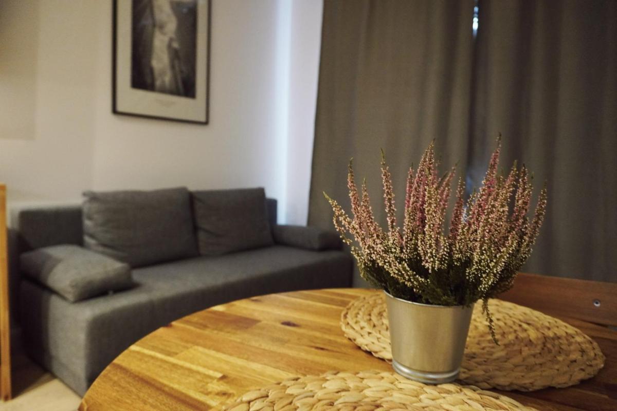 Cozy Apartment in Centrum Downtown - near Palace of Culture and Science! Wifi, SmartTV 55cal - Housity