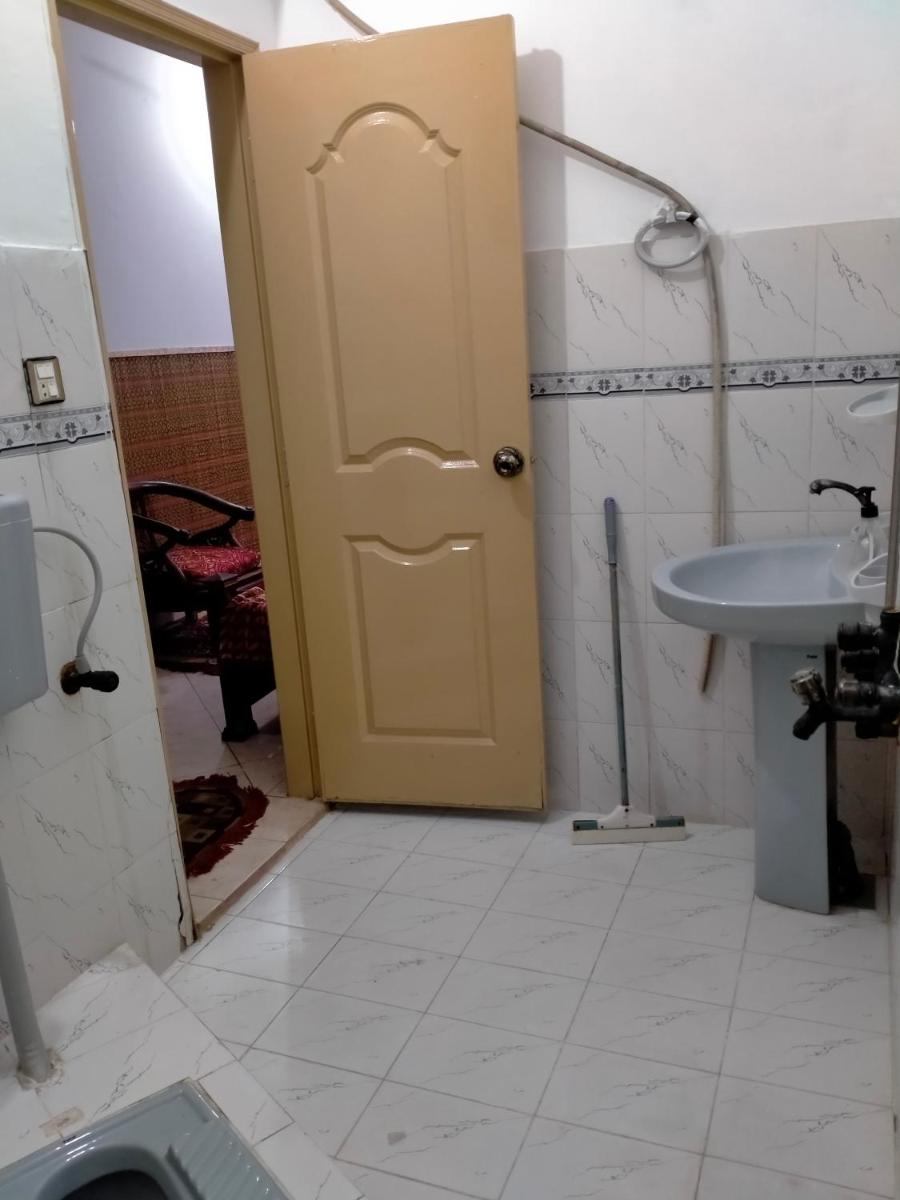 Five Giants Lahore Homestay - Housity