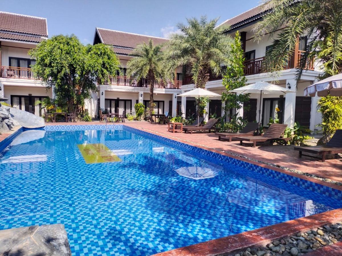 Vang Vieng Savanh Sunset View Resort - Hizvo