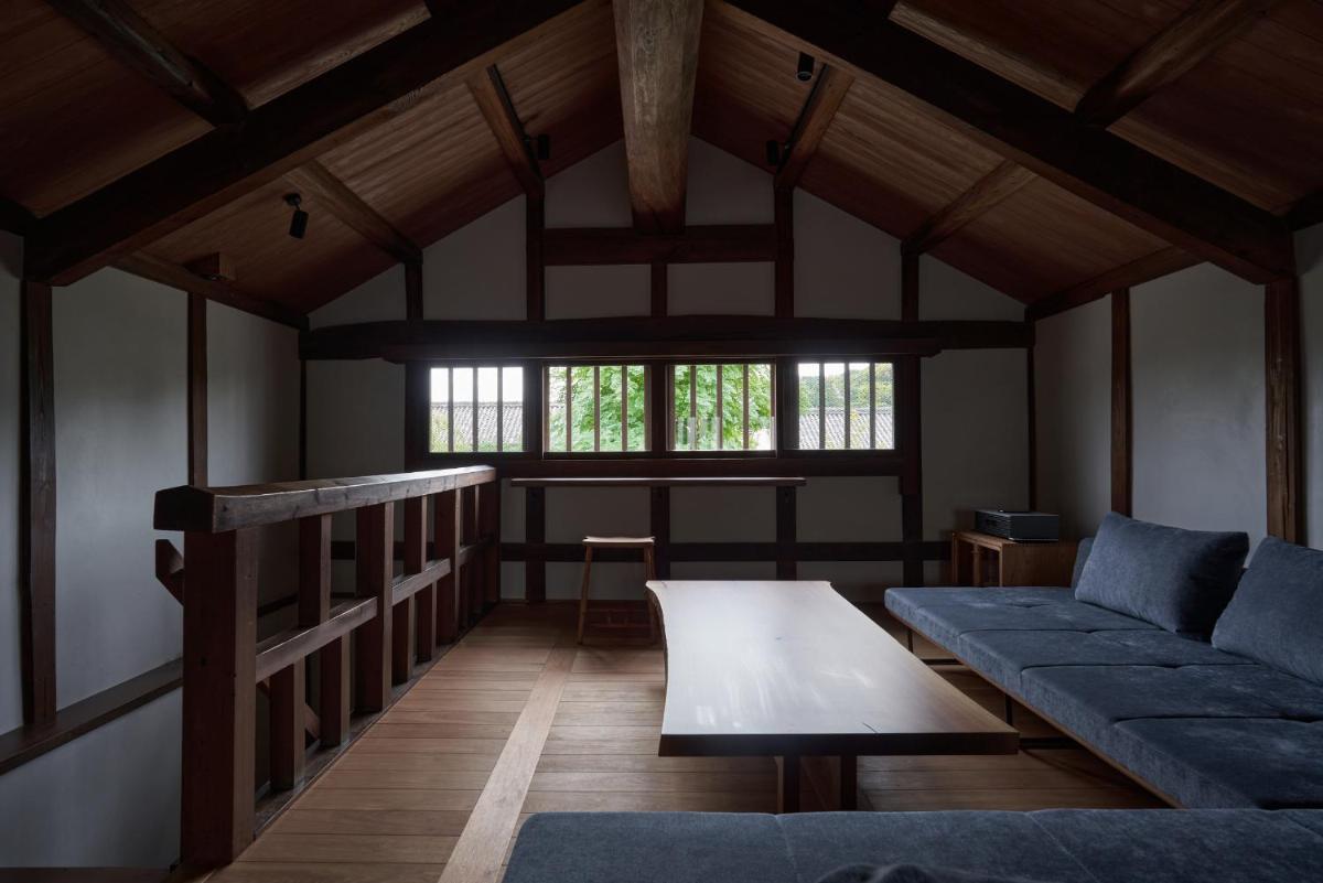 滔々 日本郷土玩具館 蔵の宿 toutou, Gangukan Kura no Yado - Hizvo