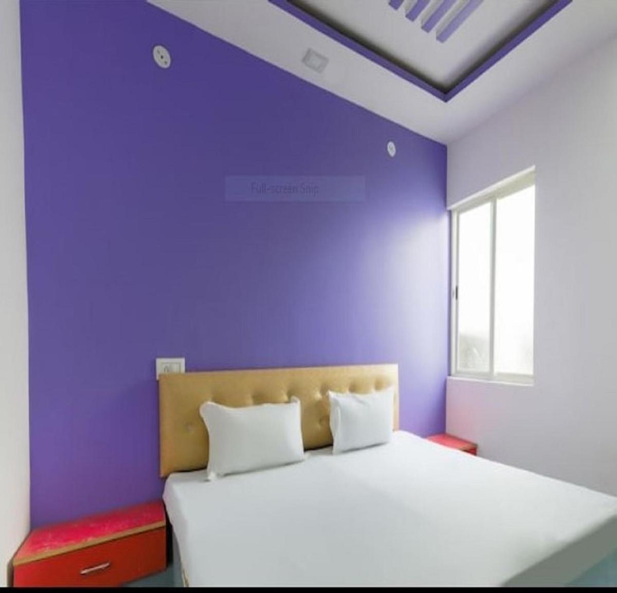 Hotel Shining Moment, Sehore - Housity