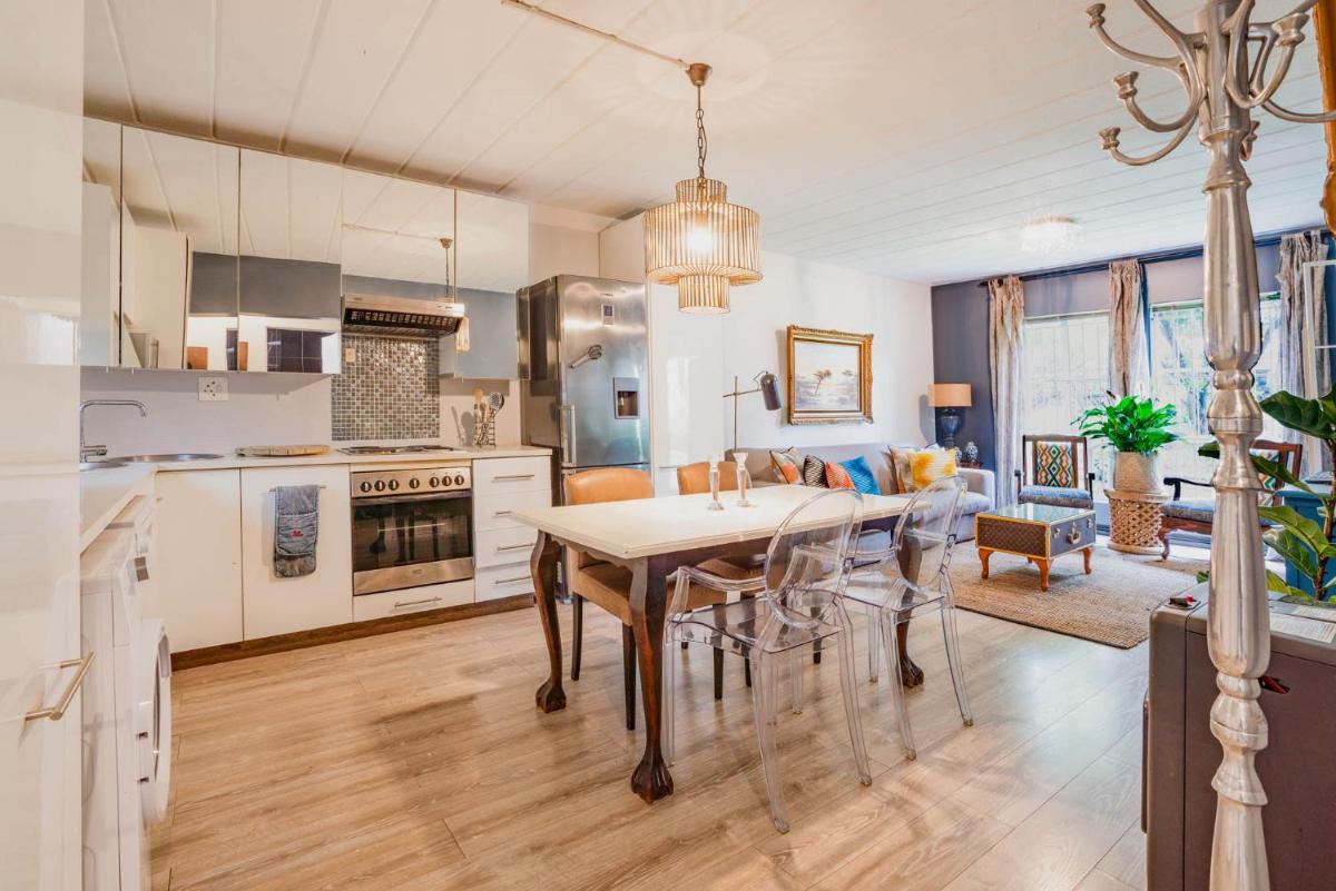 Modern 2 bedroom apartment in vibrant Melville 99 - Housity