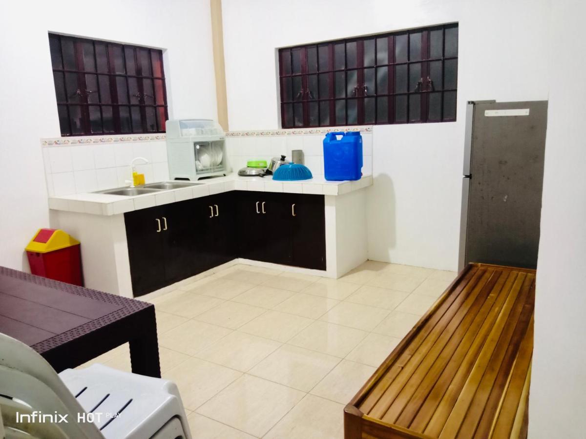 Suitetrails - Estrelle Orange House - Backpackers Hub