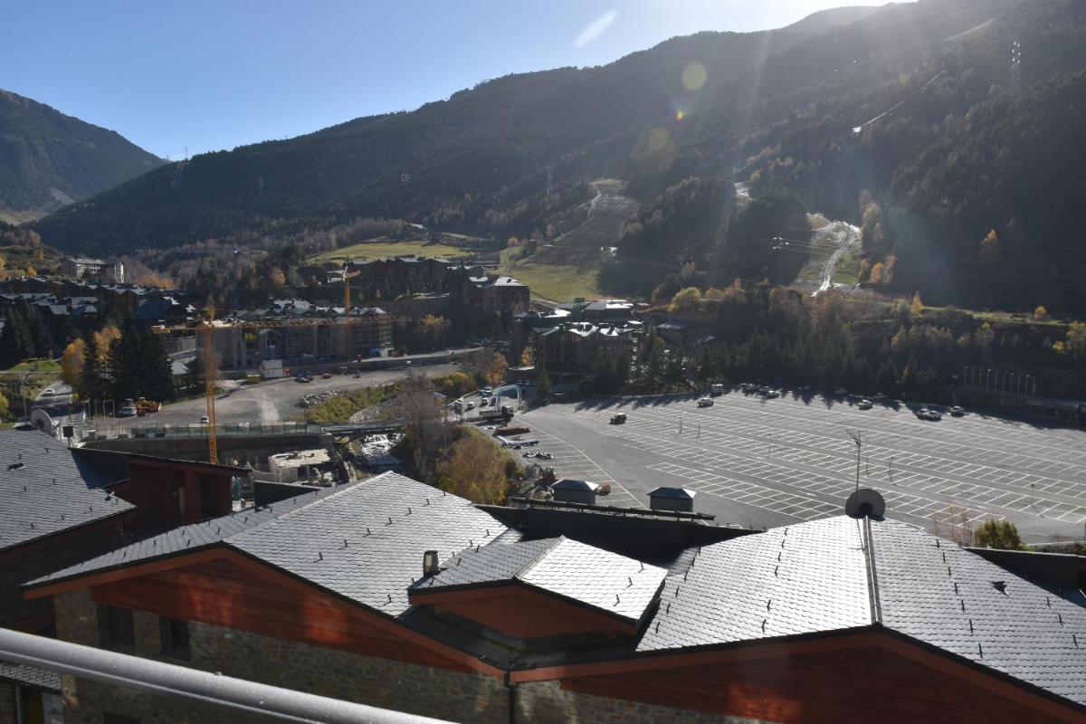 Apartament Mufló Apartamento encantador con vistas espectaculares a la X de Grandvalira - Housity